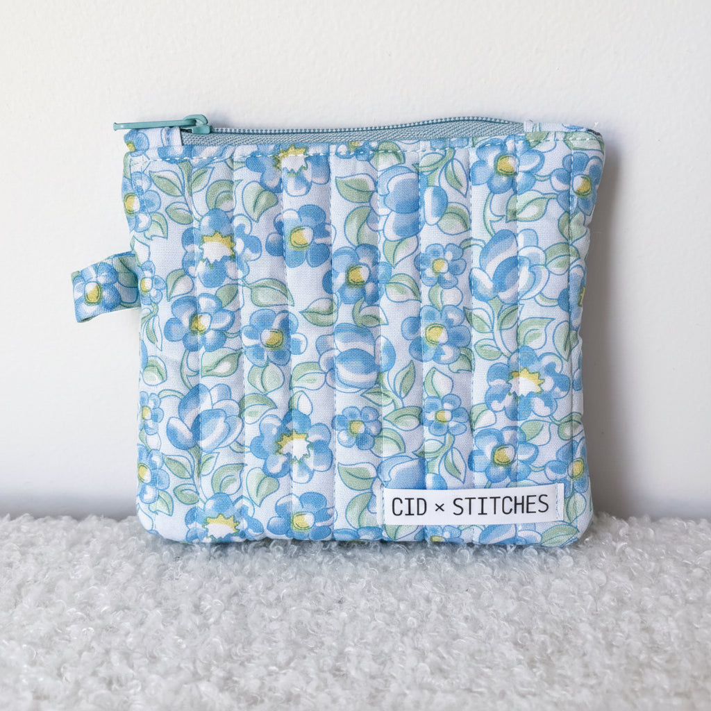 Quilted Zipper Coin Purse - Blue Floral